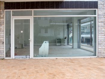 Commercial Restoration in Paramount, California by What's Next Emergency Response